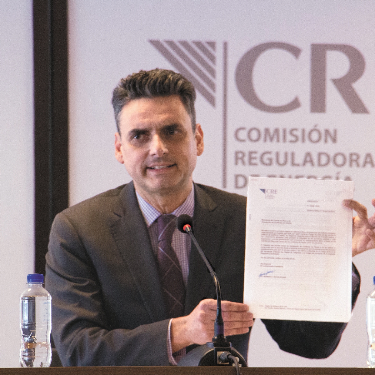 Renuncia García Alcocer a la Comisión Reguladora de Energía