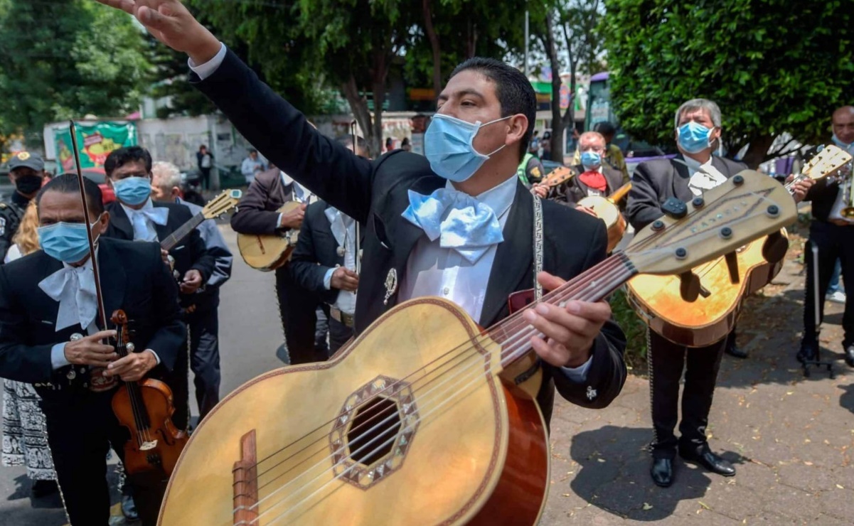 Pandemia redujo trabajo de mariachis hasta en 50%: UNAM