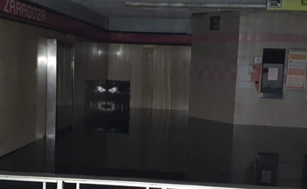 Estación Zaragoza de la Línea 1 del Metro CDMX se inunda de aguas negras por inactividad de cárcamos tras incendio 