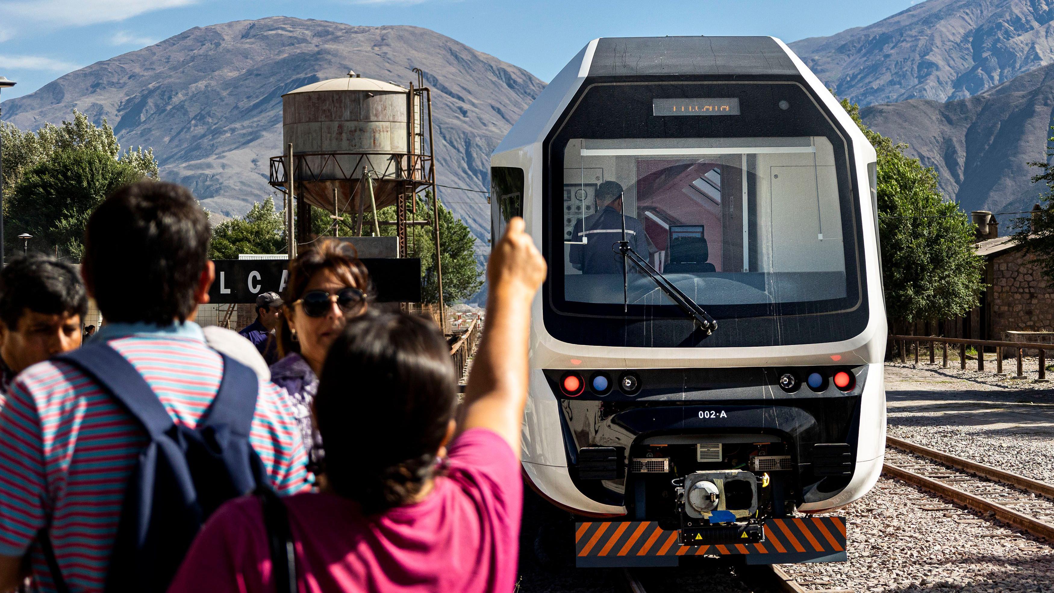 El Tren de la Quebrada, el primer ferrocarril solar con baterías de litio de América Latina, ¿dónde está?