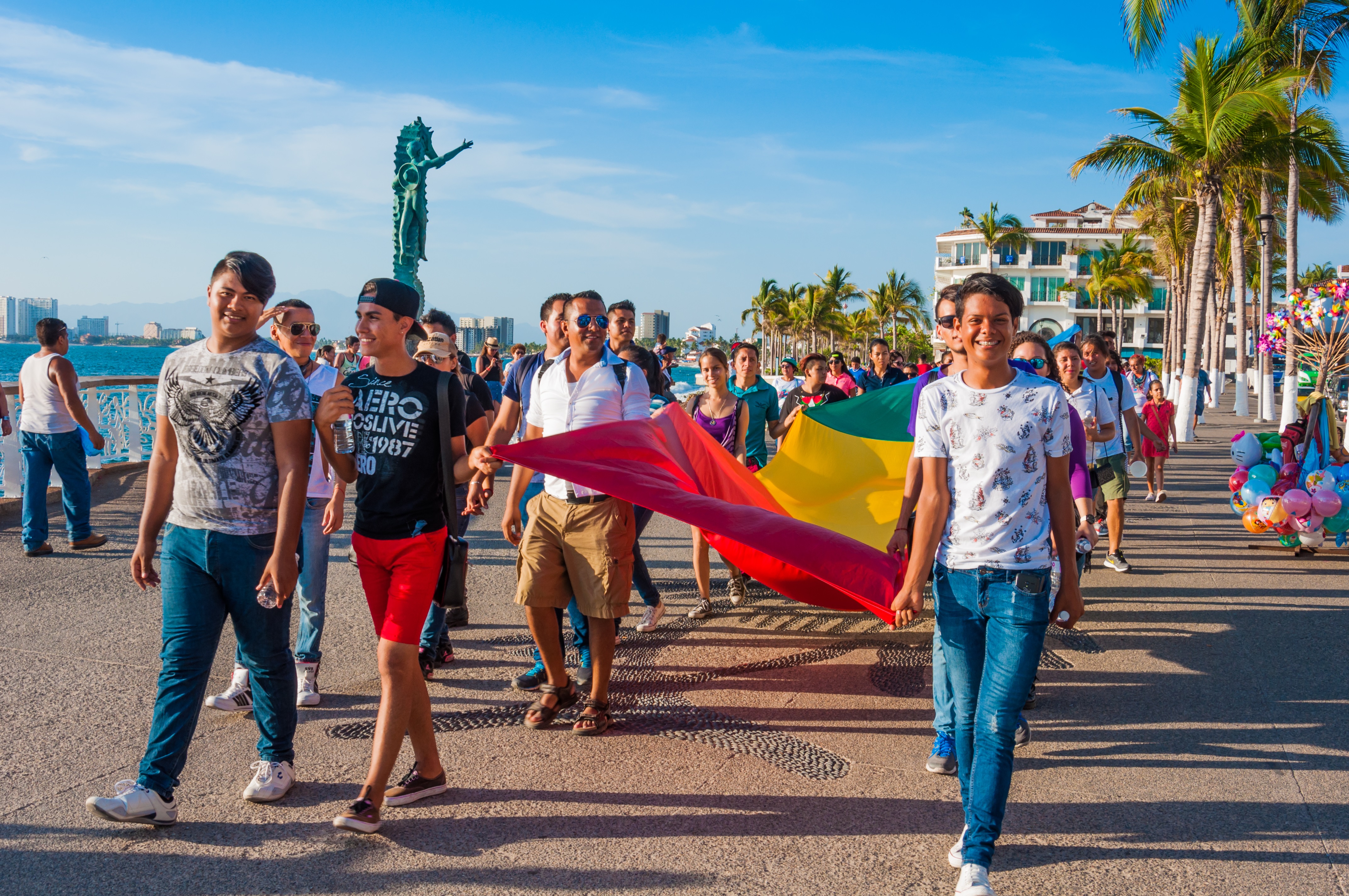 Puerto Vallarta alista pachanga “gay-friendly”