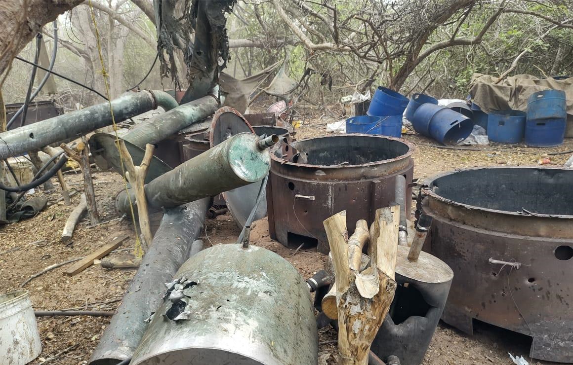 Marina desmantela gran laboratorio clandestino de drogas en “El Dorado”, Sinaloa