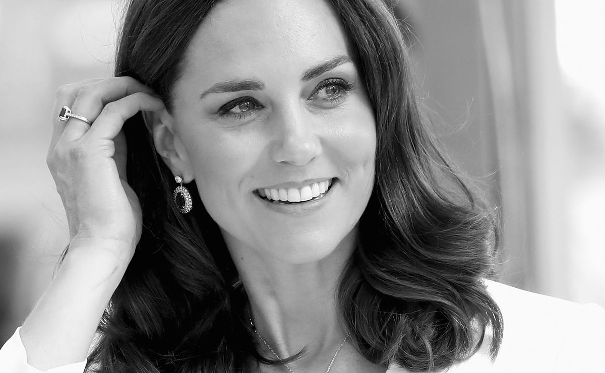 Kate Middleton es captada relajada y sonriente junto al príncipe William pero surge inesperada advertencia: ¿es ella realmente?