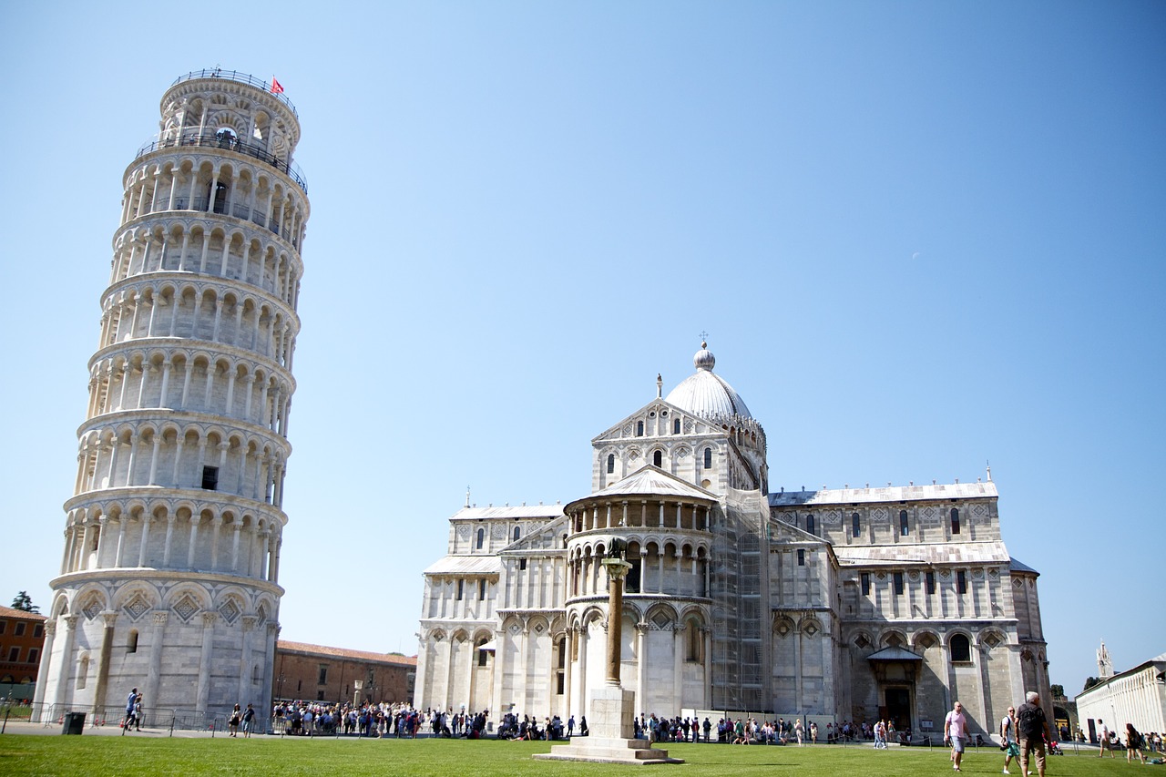 La Torre de Pisa se endereza