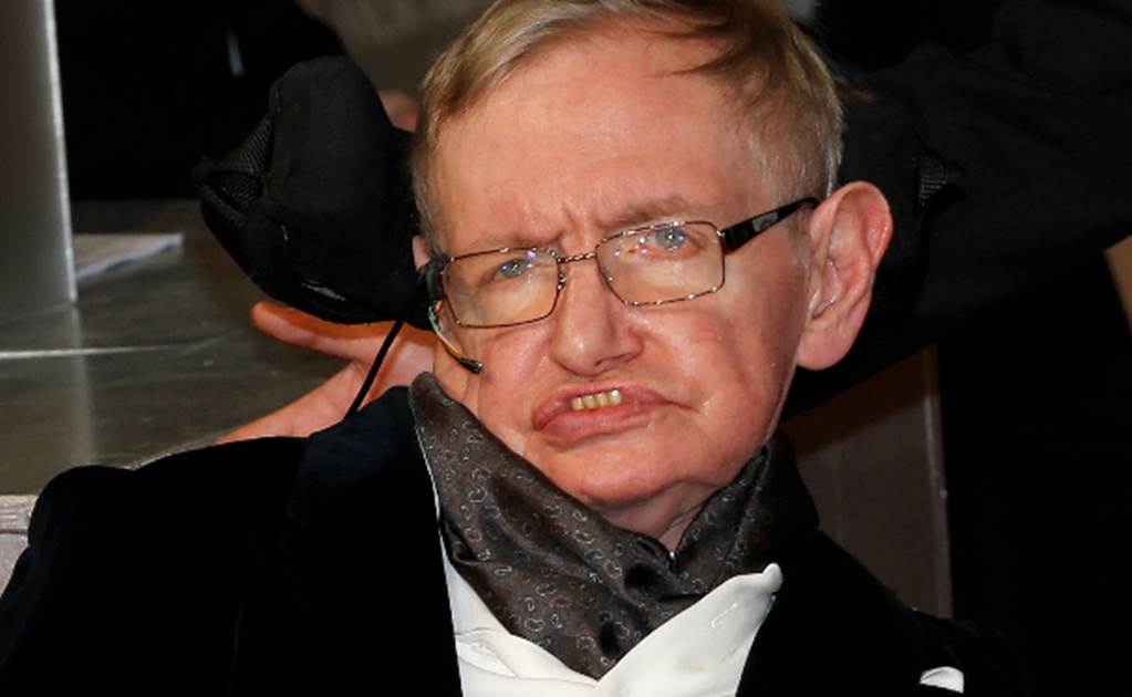 "El futuro de la humanidad está en el cosmos": Hawking