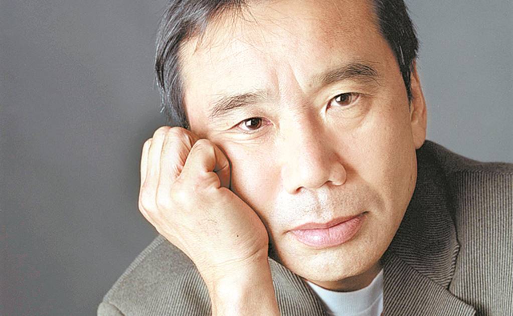 Haruki Murakami, sobre la mesa de un bar