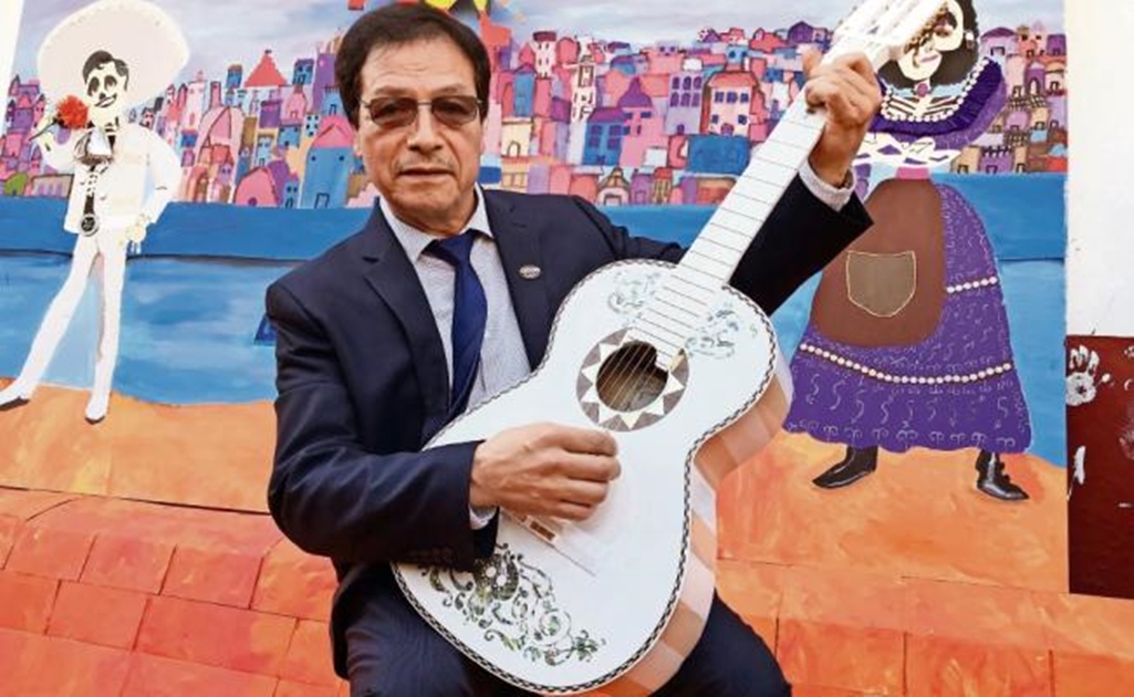 Tribute for the man behind “Coco” guitar