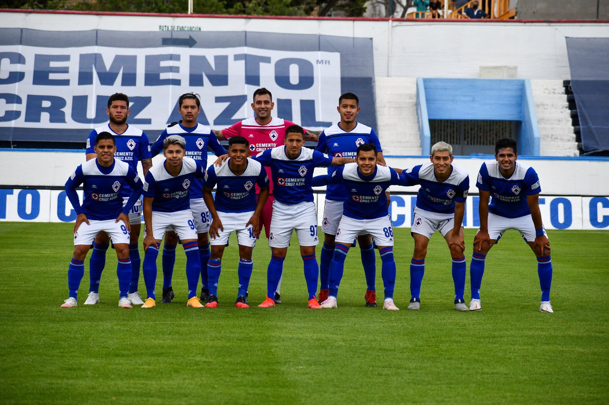 Estadio Azul, será sede de la final de la Liga Premier