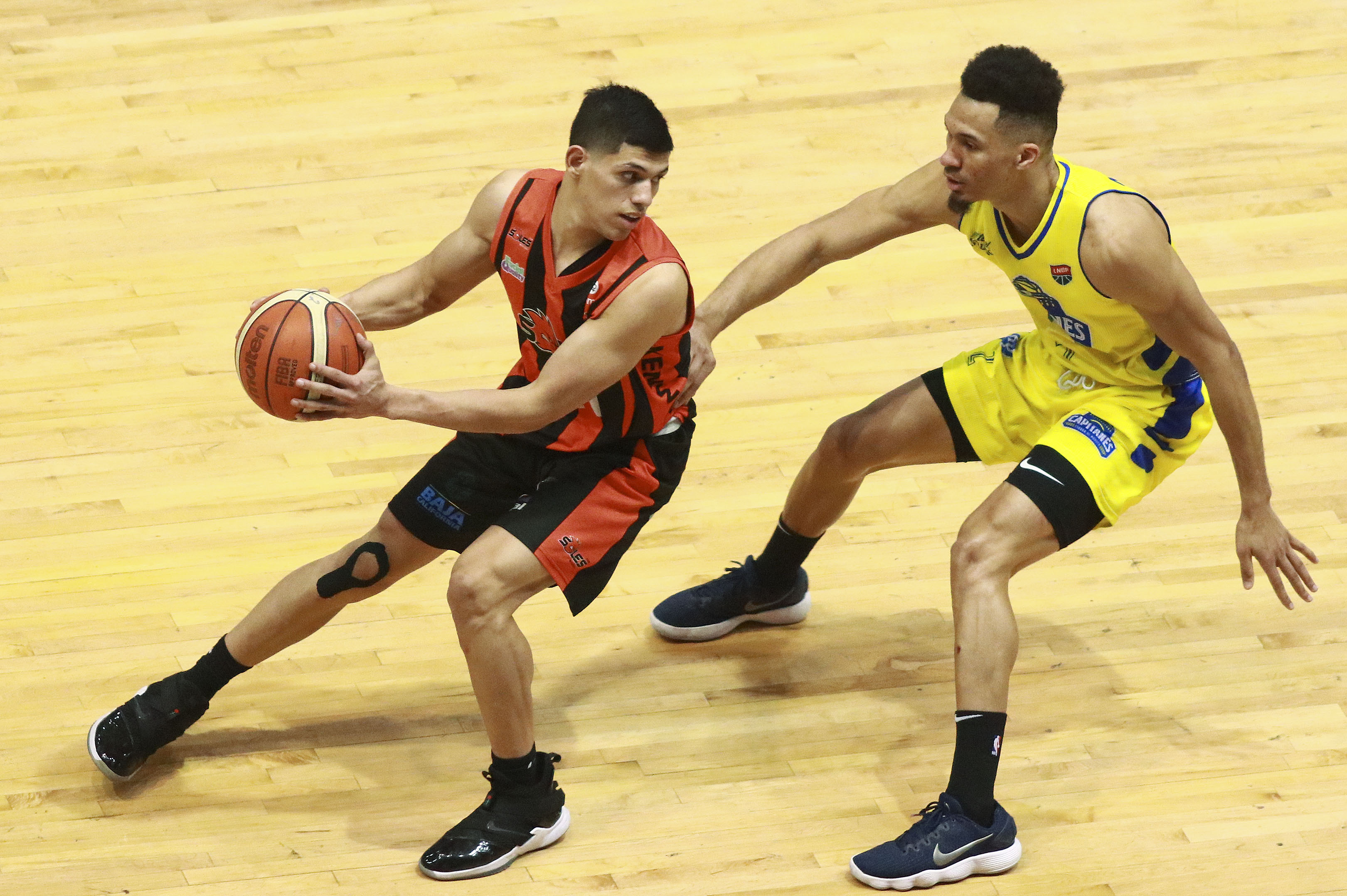 Soles derrotó a Capitanes y empató la serie