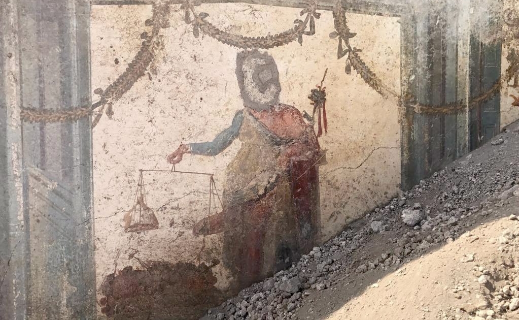 Hallan en Pompeya un extraordinario fresco del dios Príapo