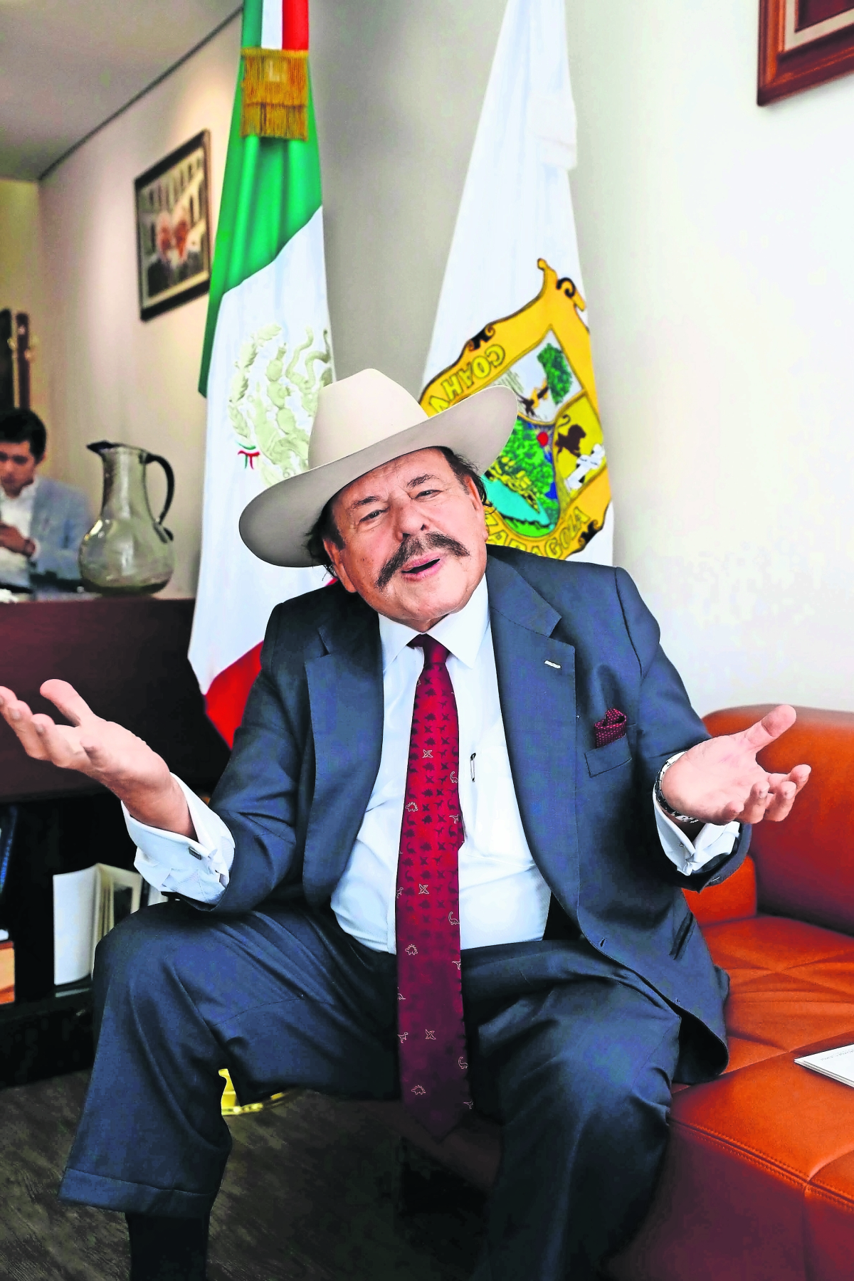 Políticos lamenten muerte del senador Armando Guadiana