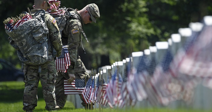 Diferencias entre el Día de los Caídos y el Día de los Veteranos 