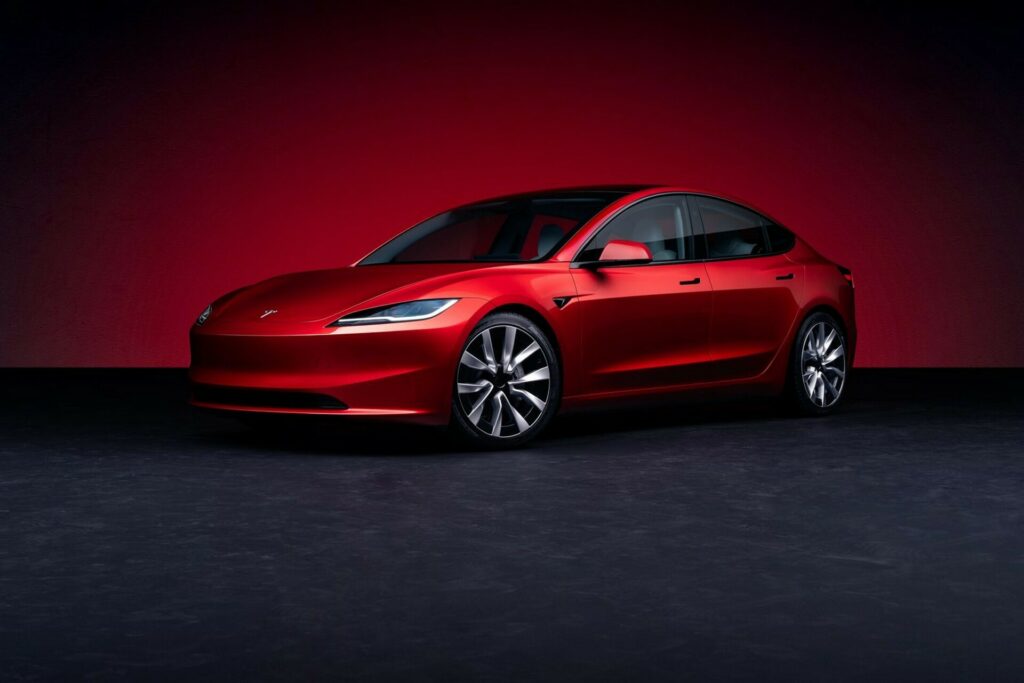 El nuevo Tesla Model 3 es más seguro para los peatones