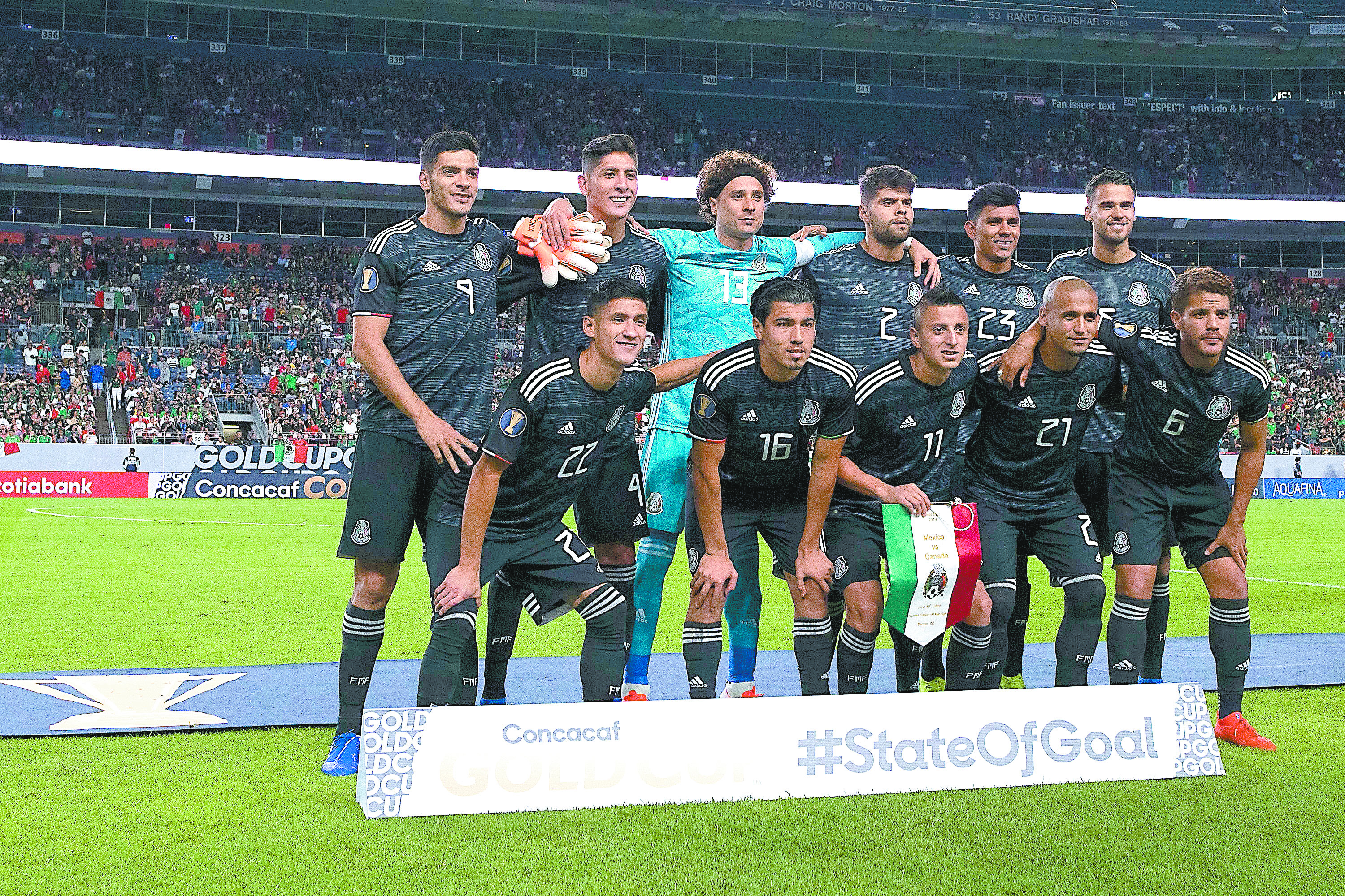 Caótico día con falla de transporte para la Selección Nacional