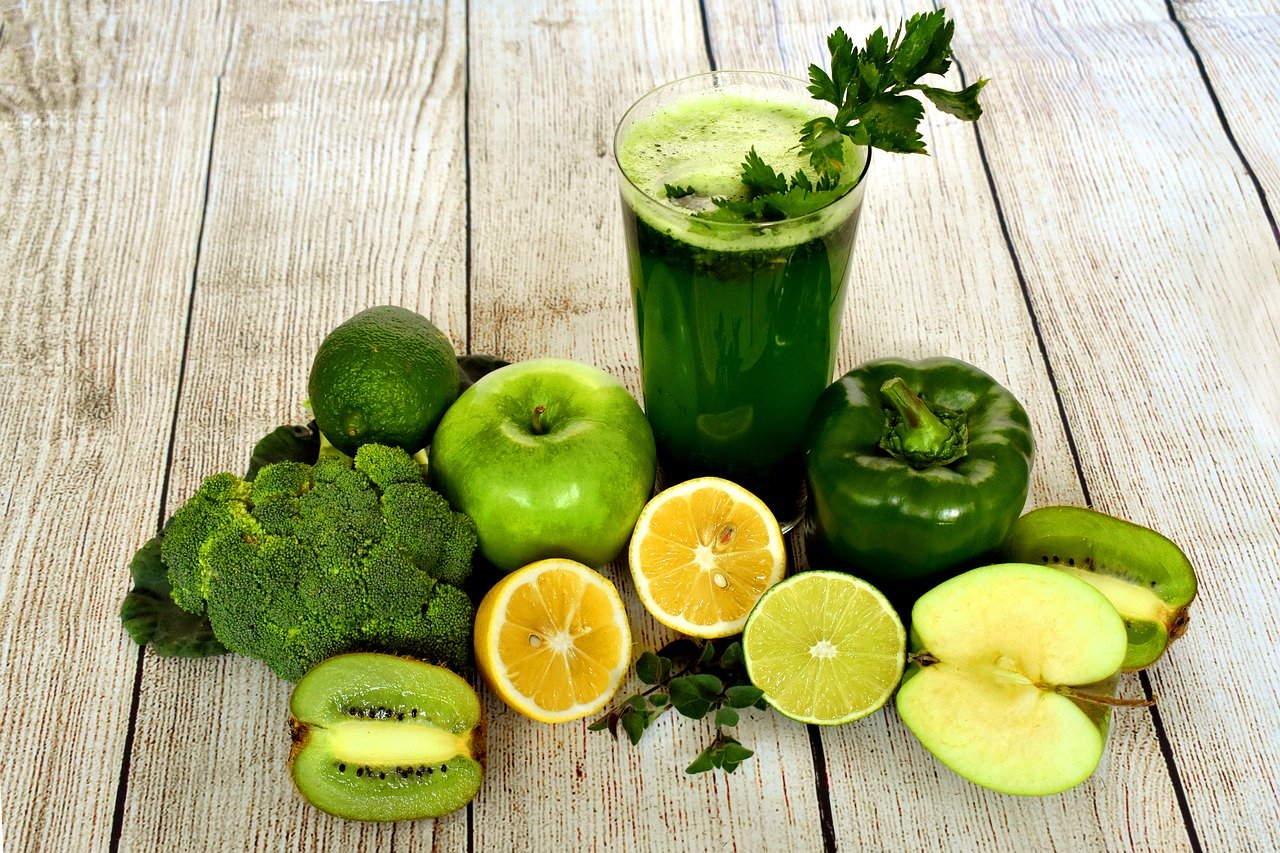 Aprende a preparar jugos verdes para diabeticos en casa