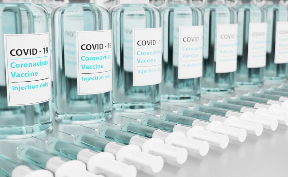 Adobe exige a empleados se vacunarse contra Covid antes de diciembre 