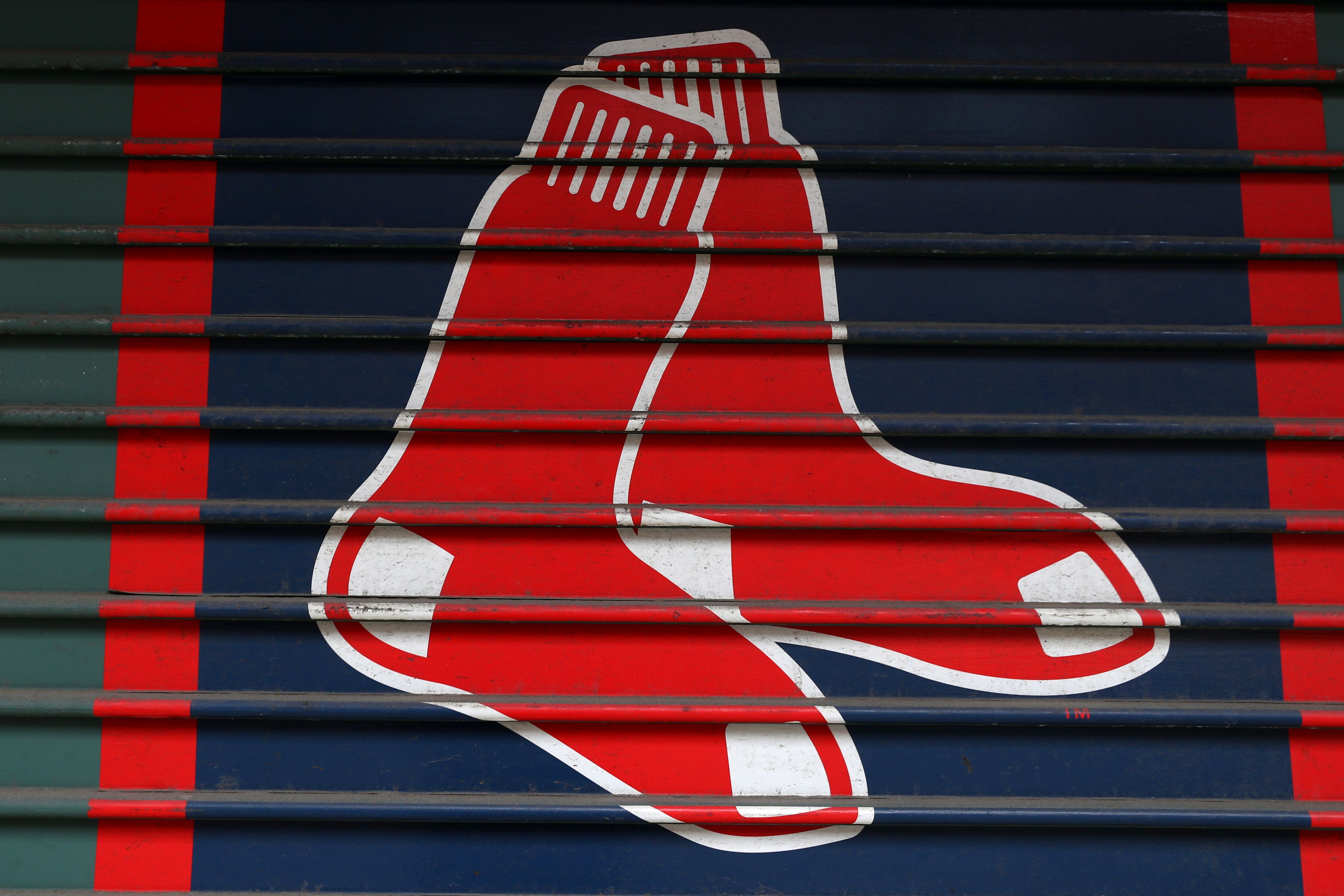 Grandes Ligas sanciona a Red Sox por robo de señas