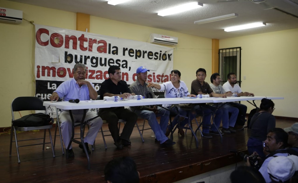 Maestros de Oaxaca rechazan activismo de Ulises Ruiz 