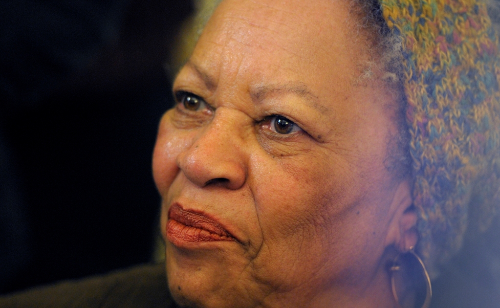 Celebridades dan su adiós a Toni Morrison