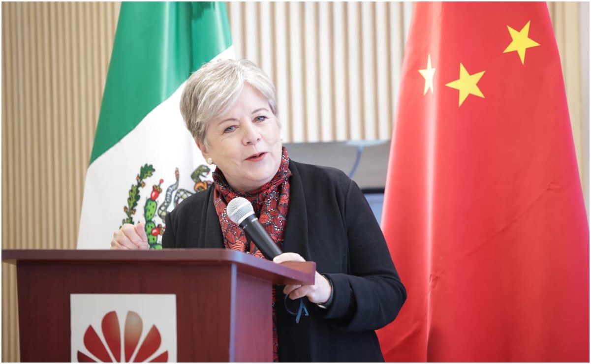 Canciller Bárcena abre colaboración con empresa china para incluir a mujeres en economía digital