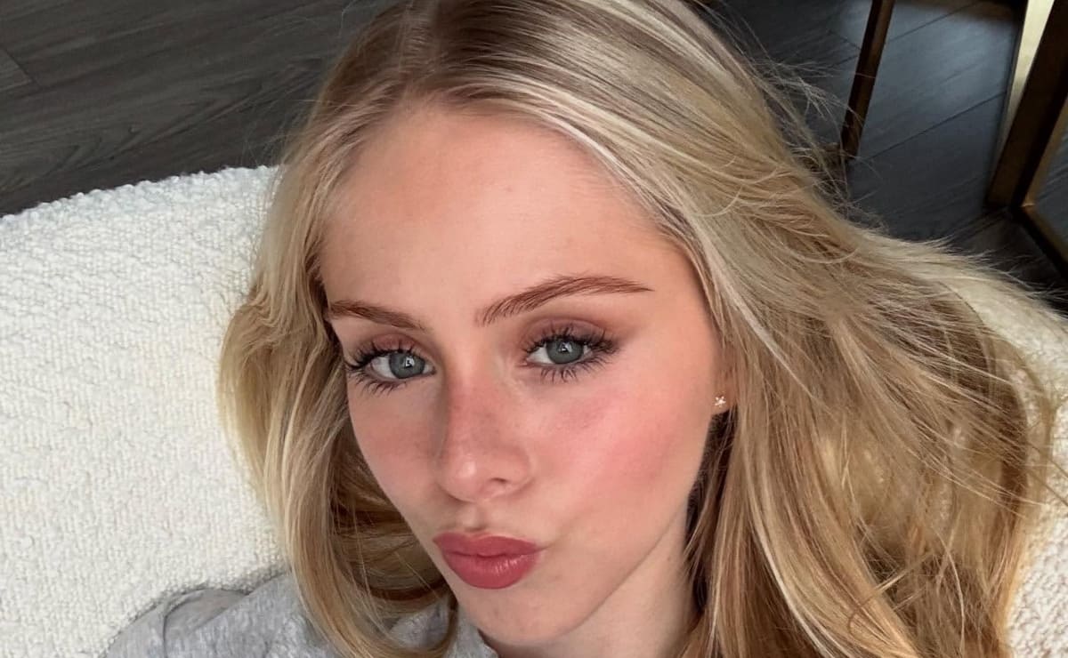Loreto Peralta dice adiós al pelo rubio, así luce con su nuevo look