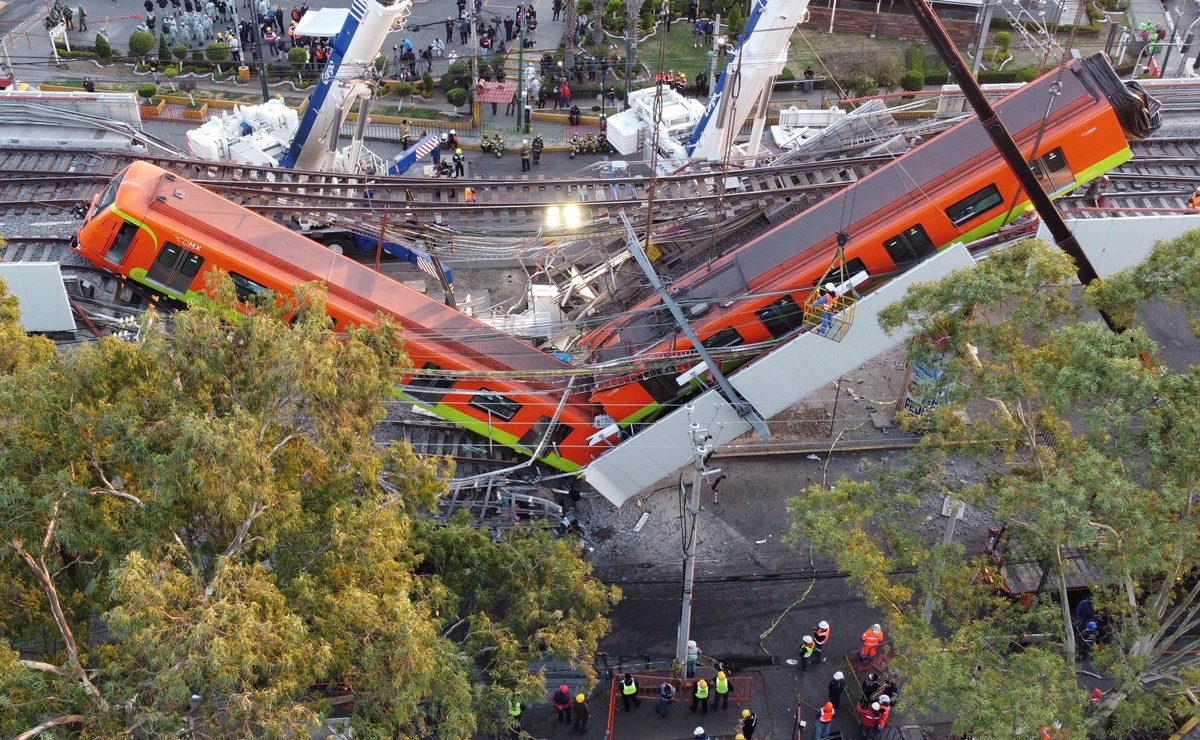 Los devastadores videos del desplome y testimonios en línea 12 del metro 