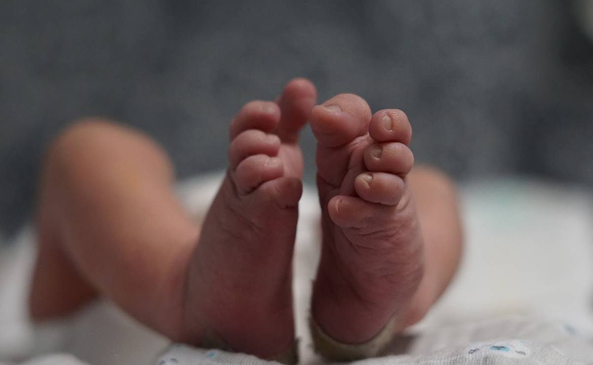 Incineran por "error" a bebé que nació muerto en Argentina; lo habían puesto con residuos patológicos
