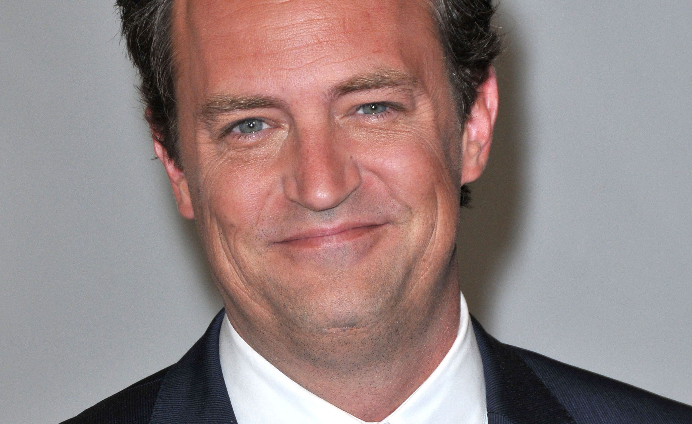 Matthew Perry recurría a este inusual método para conseguir drogas, aseguran