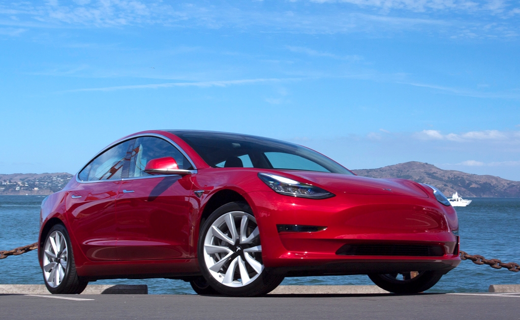 Taking the new Tesla Model 3 for a spin