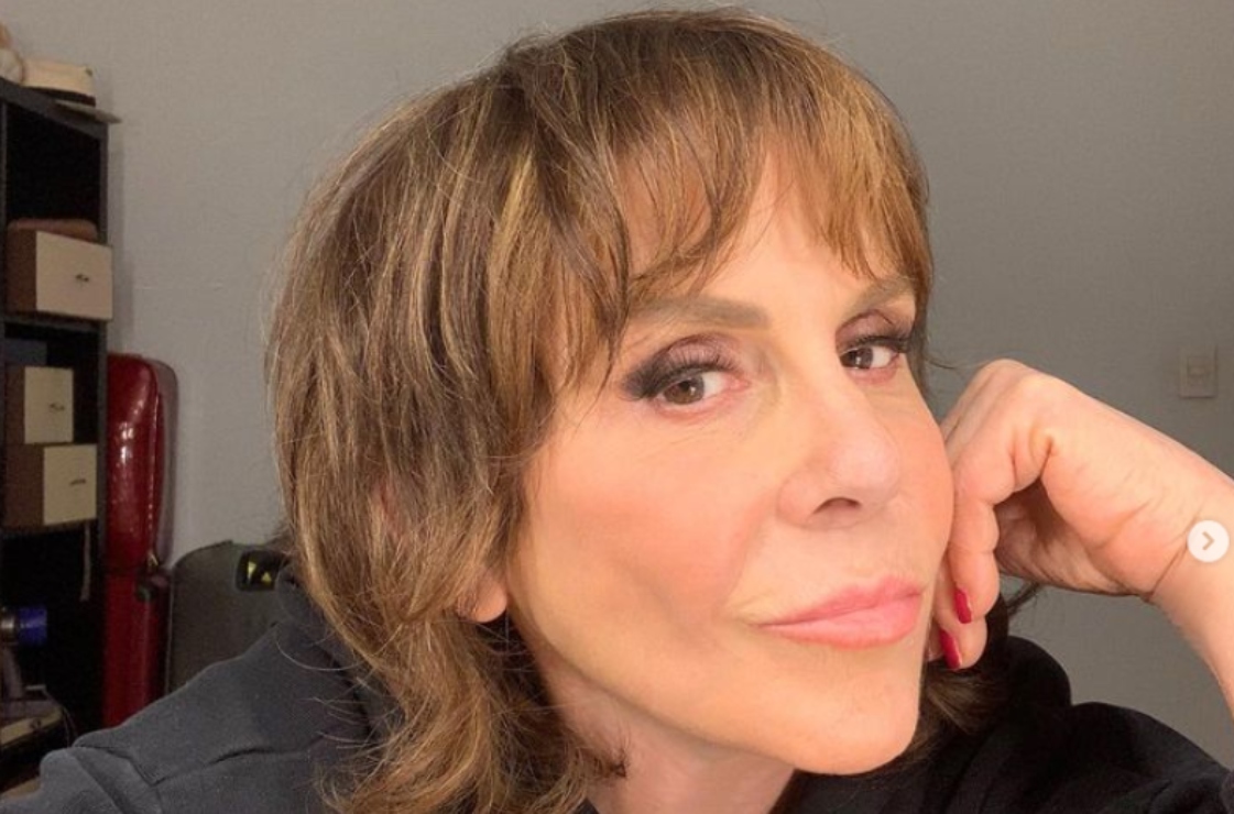 Rebecca Jones reaparece con emotivo mensaje tras su hospitalización