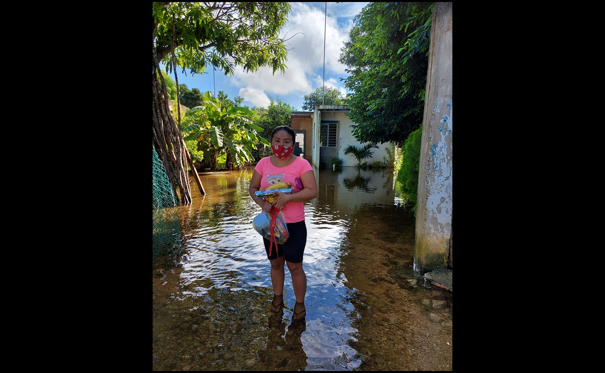"No salimos de una y ahí vamos con otra": damnificada por huracán Delta en Yucatán