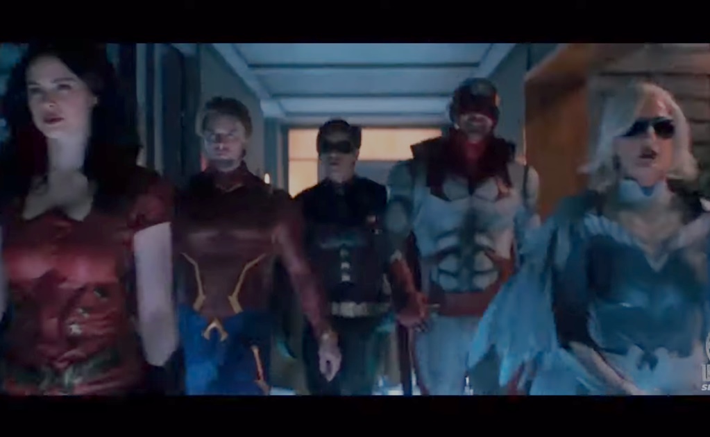 Superboy y Wonder Girl encabezan tráiler de la segunda temporada de "Titanes"