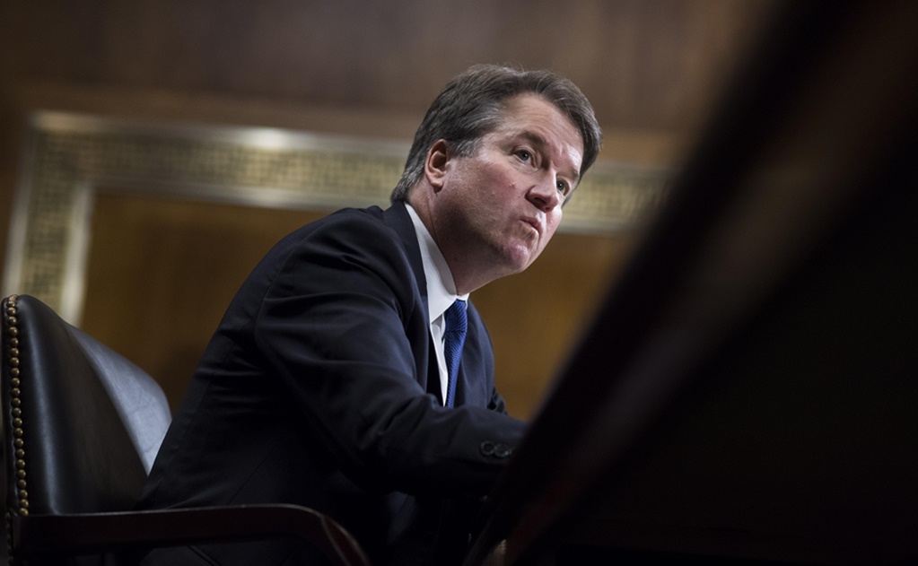 Trump ordena investigar al juez Kavanaugh por acusaciones de abuso 