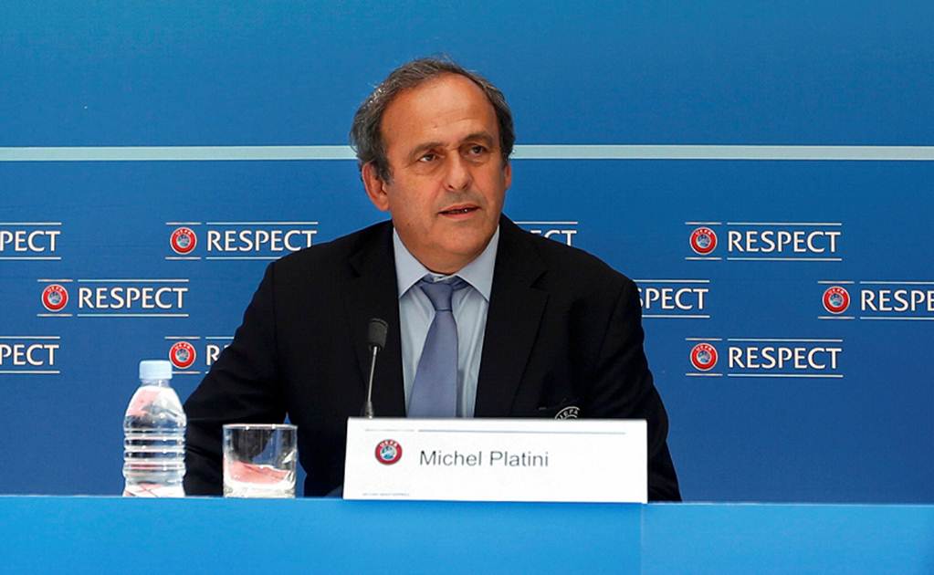 Platini confirma que deja la UEFA