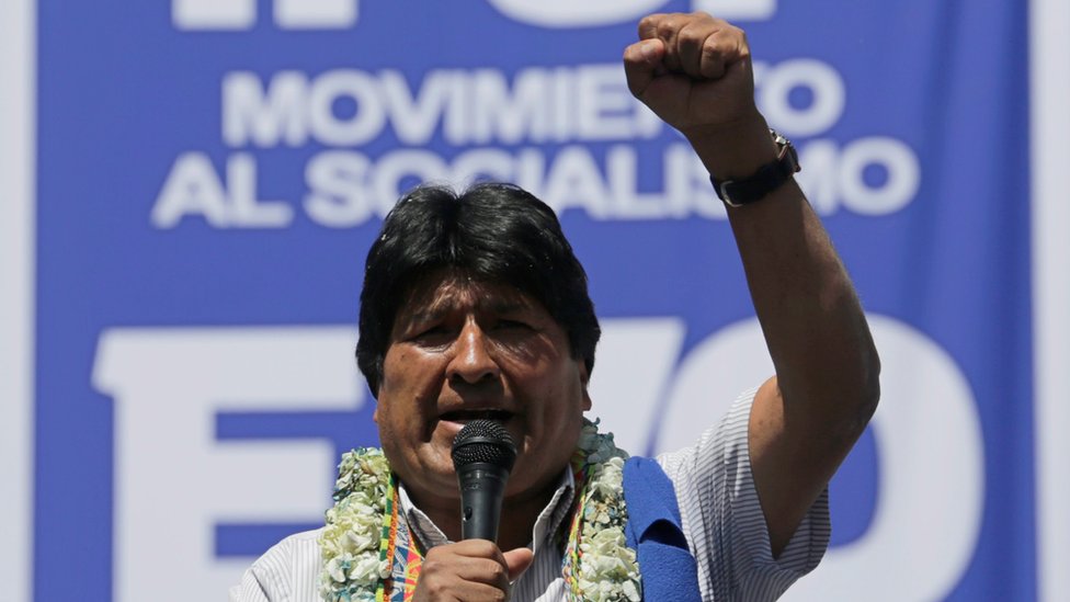 Cómo logró el presidente Evo Morales presentarse a un cuarto mandato en Bolivia 