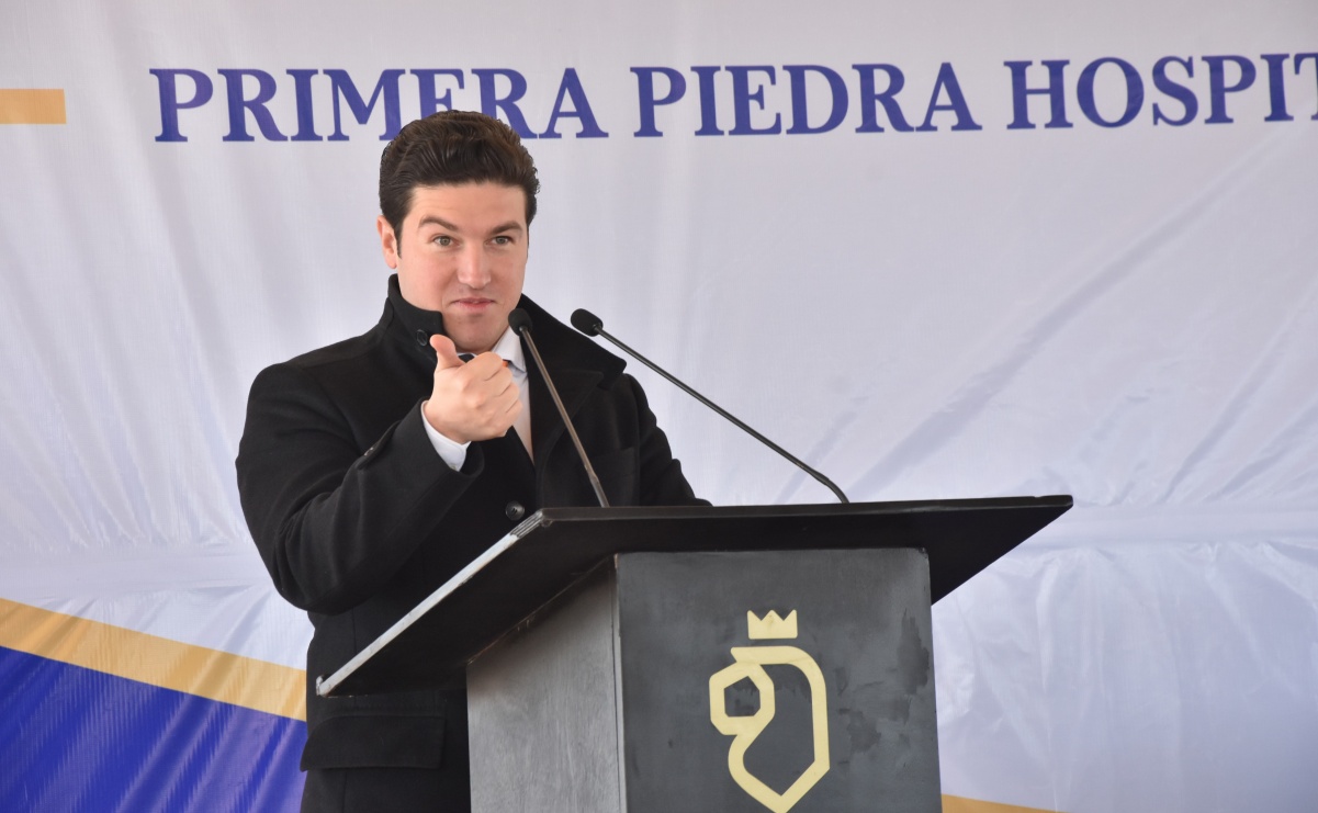 Reciben con gritos de “presidente, presidente” a Samuel García en Salinas Victoria