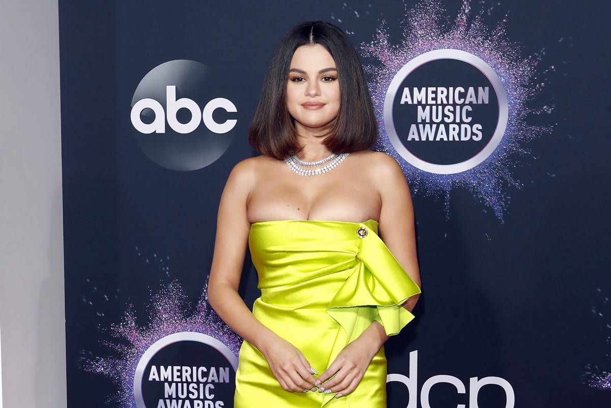 El vestido de Selena Gomez con el que impactó en los AMAs 2019