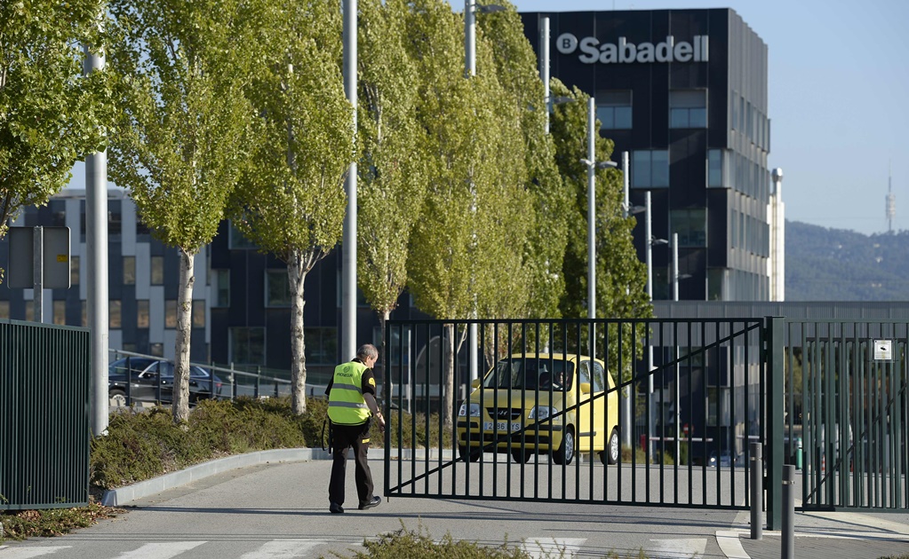 Ante disputa independentista, Banco Sabadell moverá su sede fuera de Cataluña