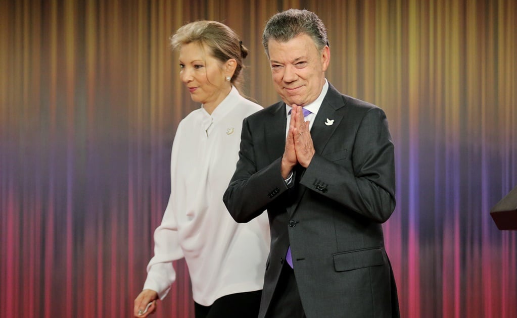 Felicitan ex presidentes de AL a Santos
