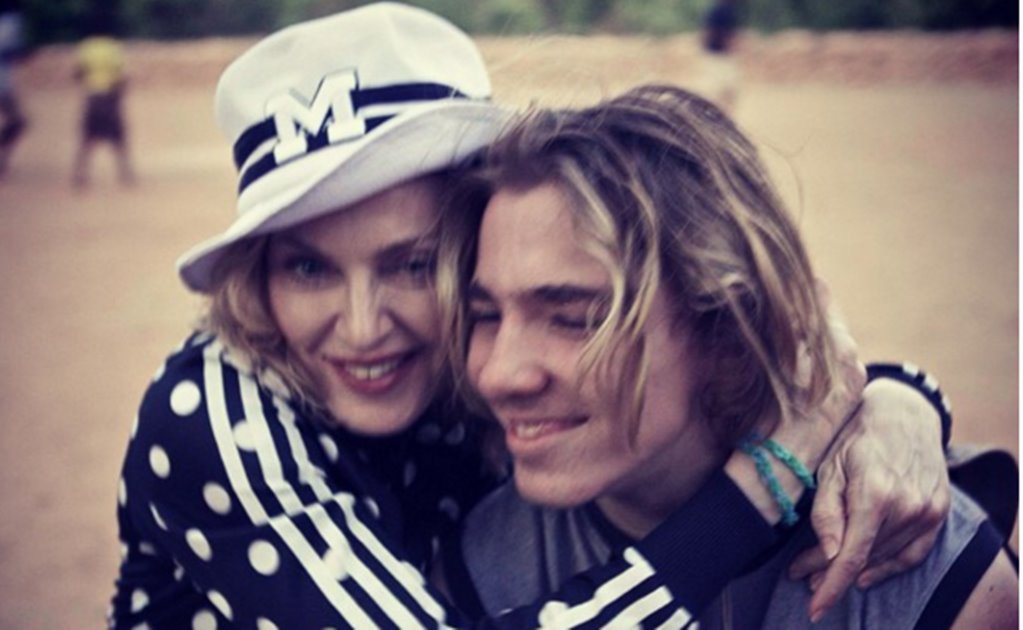 Madonna contrata a detective para recuperar a su hijo