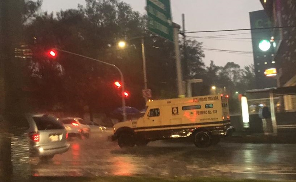 Se registran inundaciones por lluvias en 3 alcaldías de CDMX