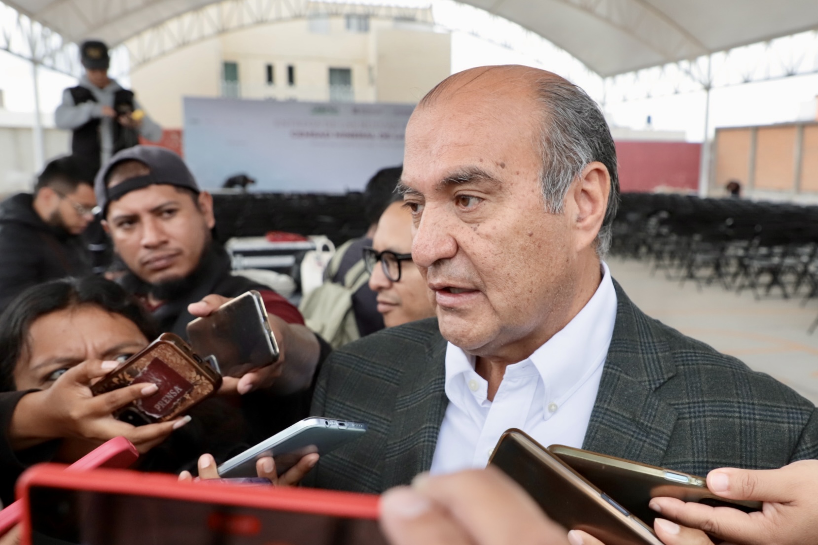 Son 11 servidores públicos de Pachuca con doble sueldo; ayuntamiento ...