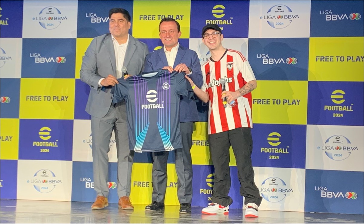 Mikel Arriola y Juan Guarnizo, presentan la nueva temporada de eFootball de la eLigaMX 2024