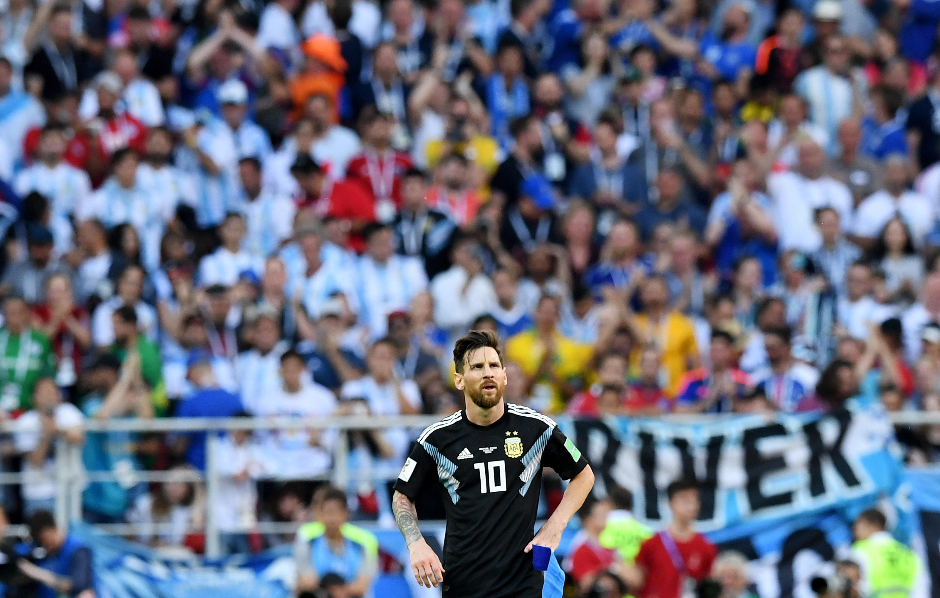 Messi dejó ir la victoria y Argentina empata con Islandia