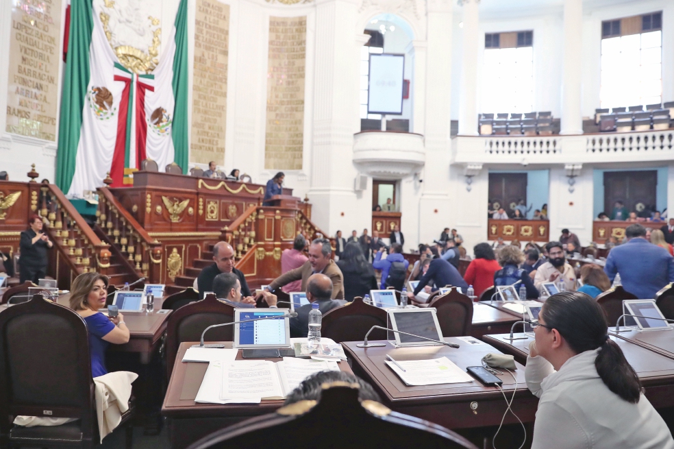 “Constitución quedó corta en algunos temas”