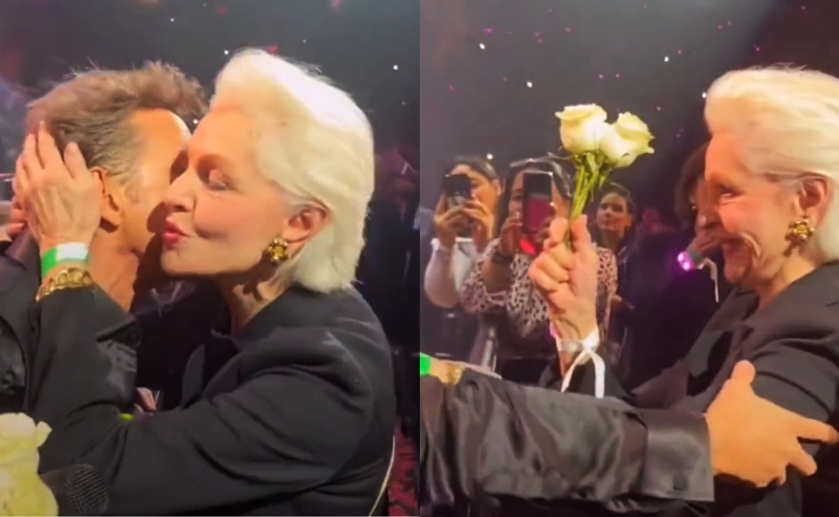 Carolina Herrera recibe flores y un beso de Luis Miguel en pleno concierto