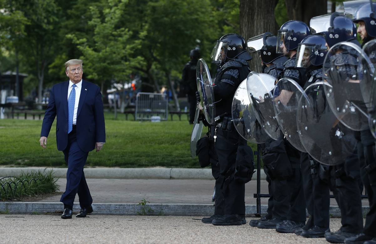 Trump ordena retirada de la Guardia Nacional de Washington