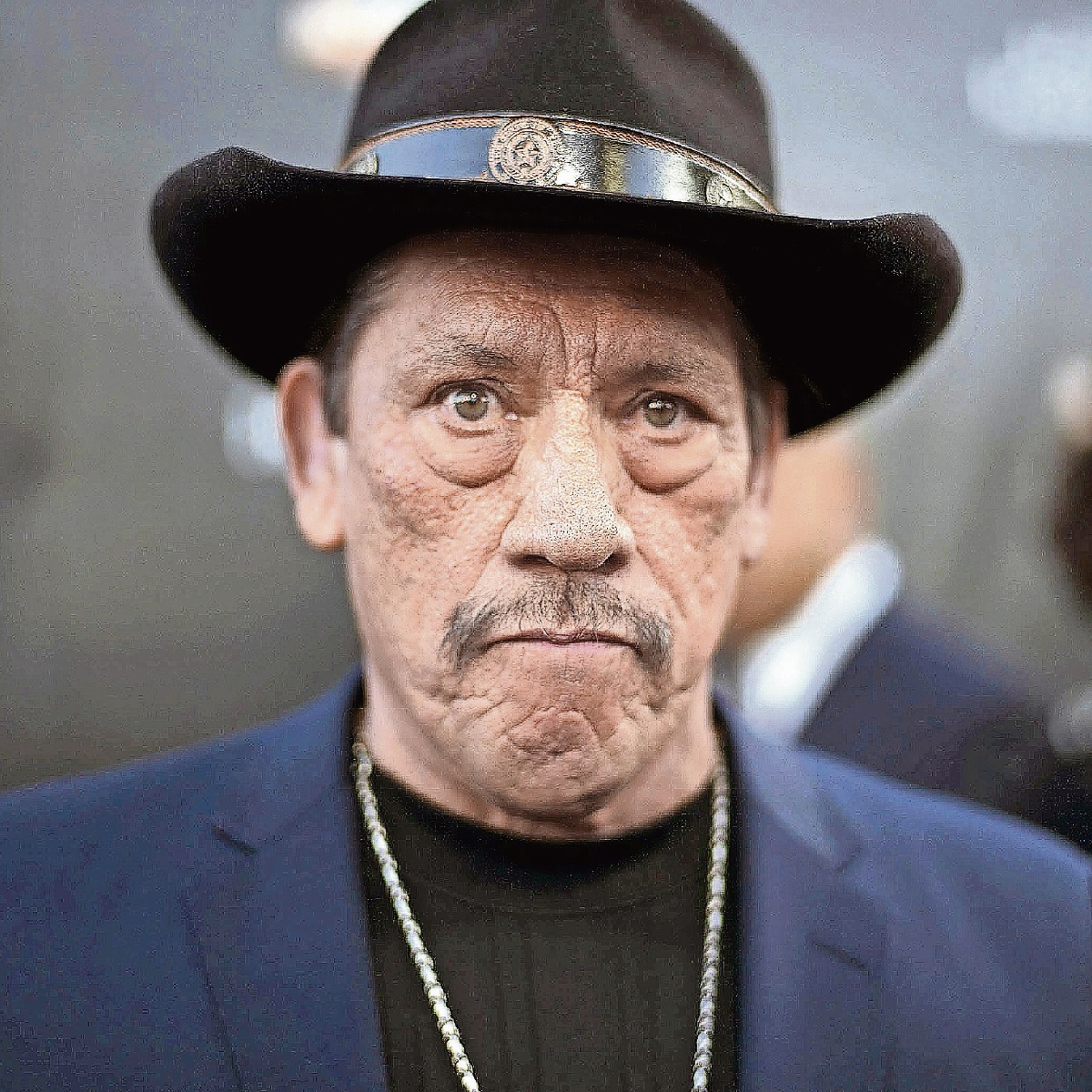 Danny Trejo rescata a bebé