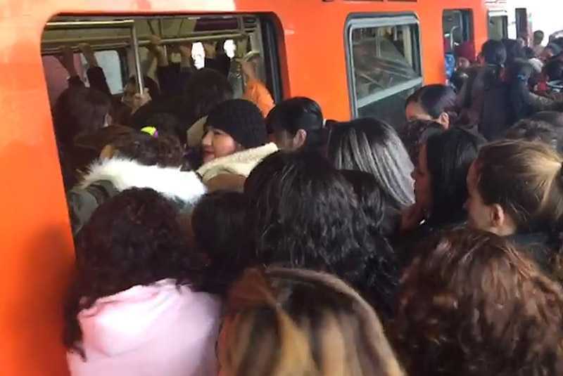 Tras mantenimiento, estación Chabacano de la Línea 2 del Metro presenta marcha lenta