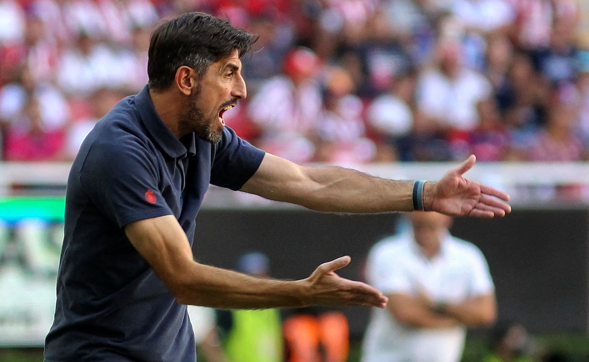 Chivas: Obligado Veljko Paunović a modificar su once ante la falta de goles